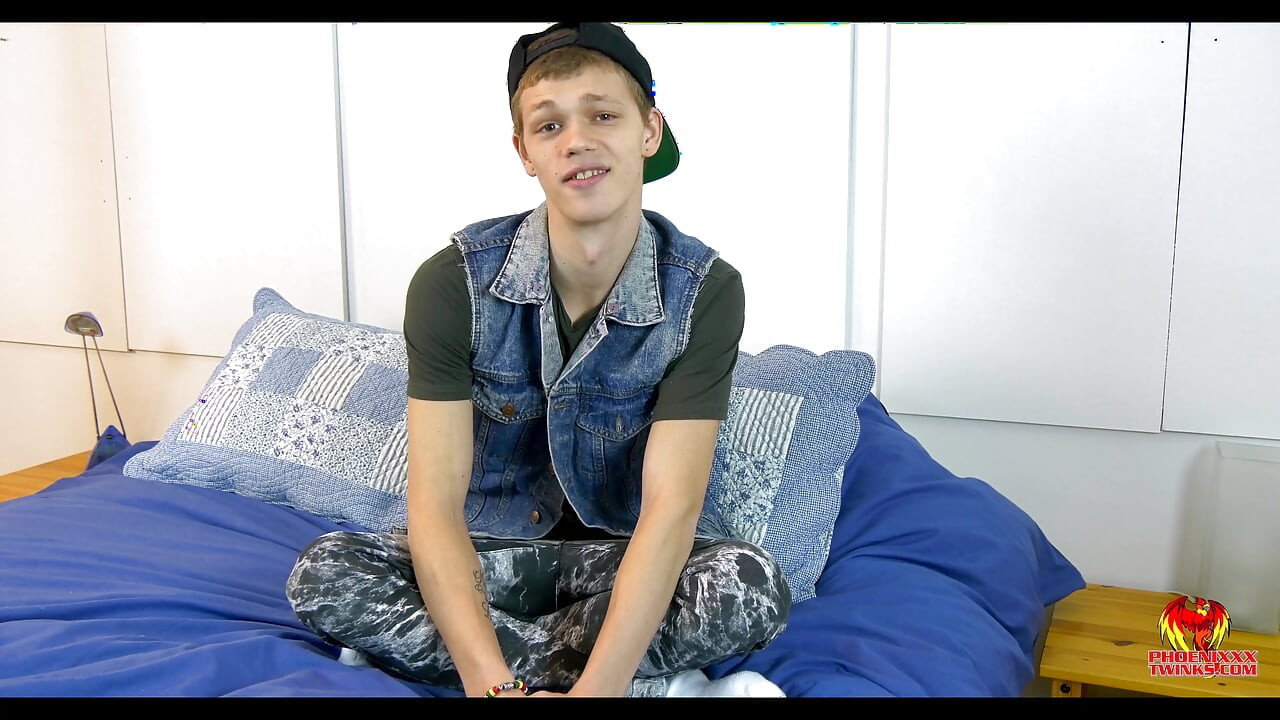 Introducing Sexy New Boy Hunter