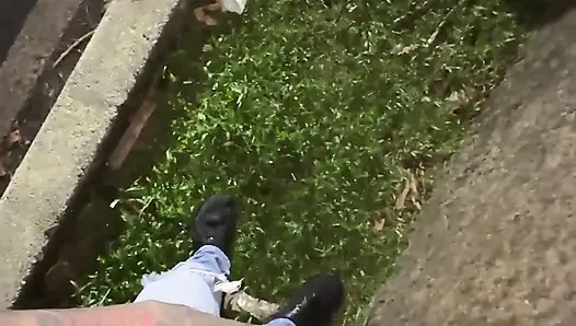 Aku kepergok ngentot sama orang asing di jalan