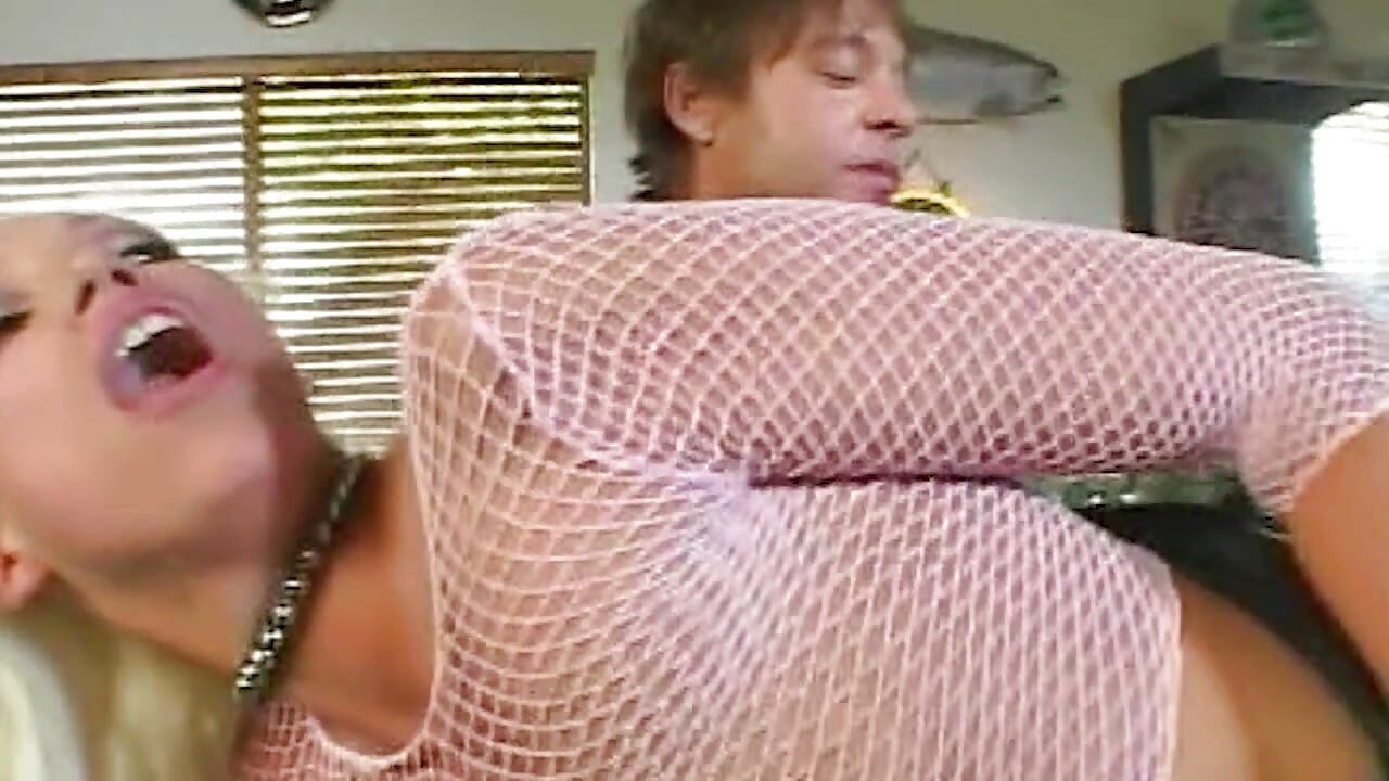 Anal Invasion Vol. 4: Heiße Blonde in Ekstase