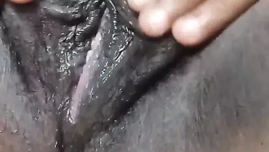 Yatak odasında Hintli anty sahnesi