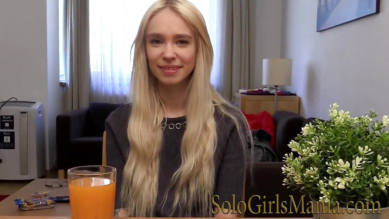 Young Girl Arteya Interview