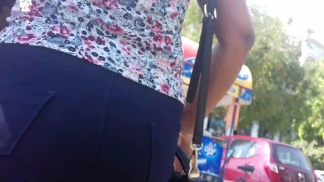 Indian Ass Jeans Gand