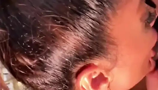 Hintli sürtük göt yiyor