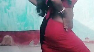 Bhojpuri bhabhi sexy dans