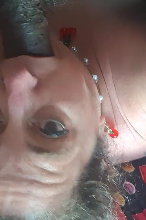 สาวร่านทาสตัวใหญ่สวยโดนควยใหญ่ผิวดําเย็ดหน้าอย่างแรง