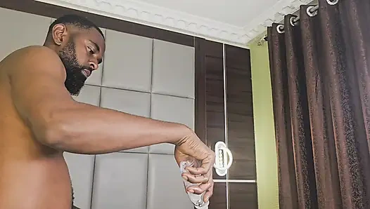 40 yaşındaki yeni üvey anne büyük yaraklı üvey oğlu tarafından dolduruluyor