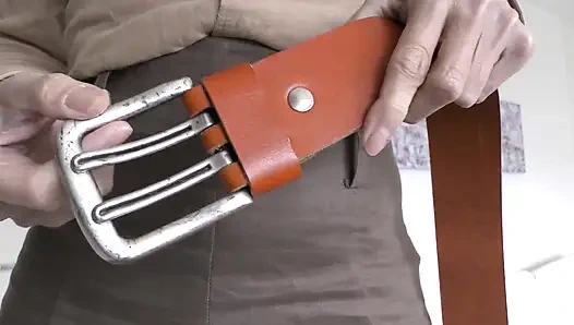 Возбуждающая примерка пояса с бельной юбкой, часть 3, дама Виктория Валенте