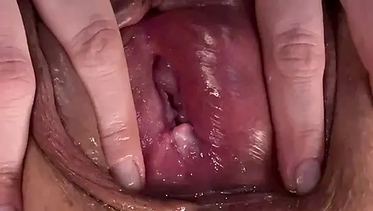 Close up - seks anal ekstrem dan memek bebrulu. Muasin memekku pakai mainan seks favoritku!