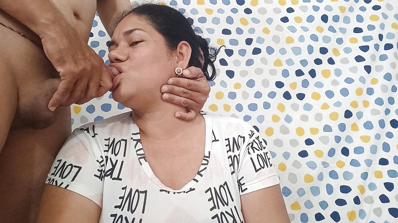 Sloppy blowjob deep throat