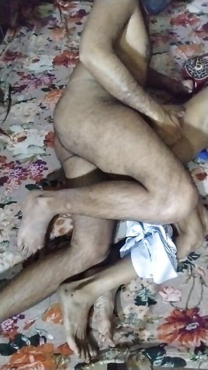 Pakistani beautiful school girl enjoy his boyfriend