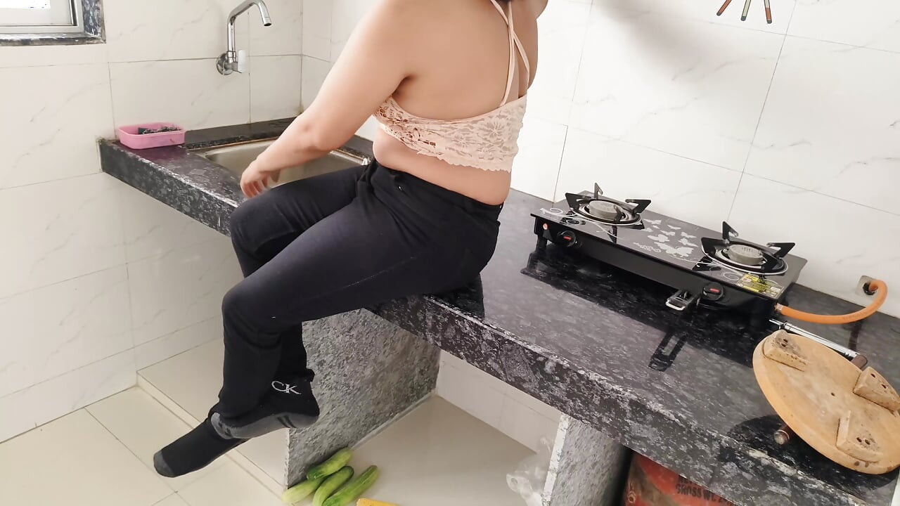 indian wife book a bitch for her fucker husband full night hardcore video goes viral mms in hindi audio
