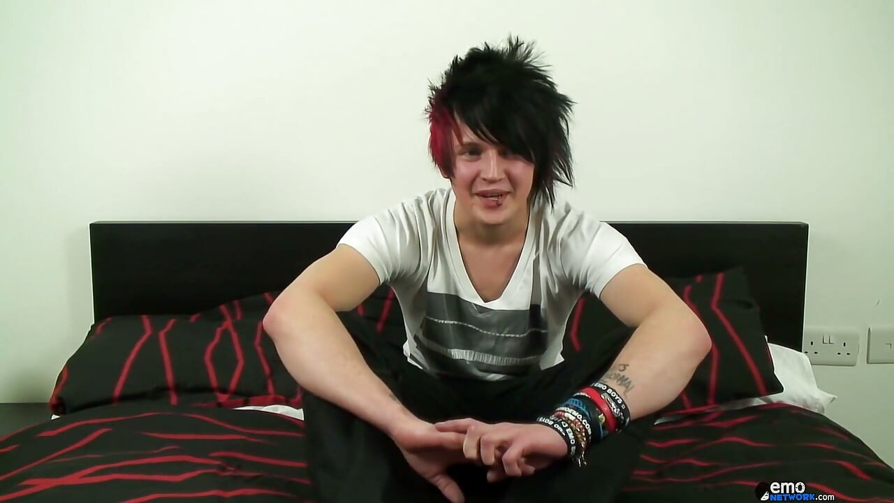 Gorgeous Louis Beats His Emo Meat