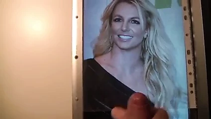Cum üzerinde britney spears 11