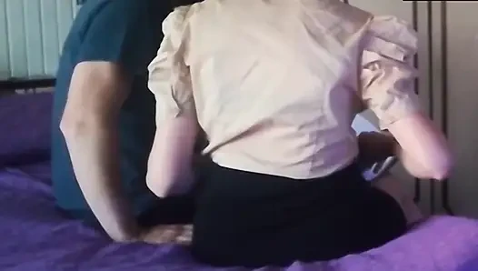 Sexy sekretärin fickt chef und will beförderung