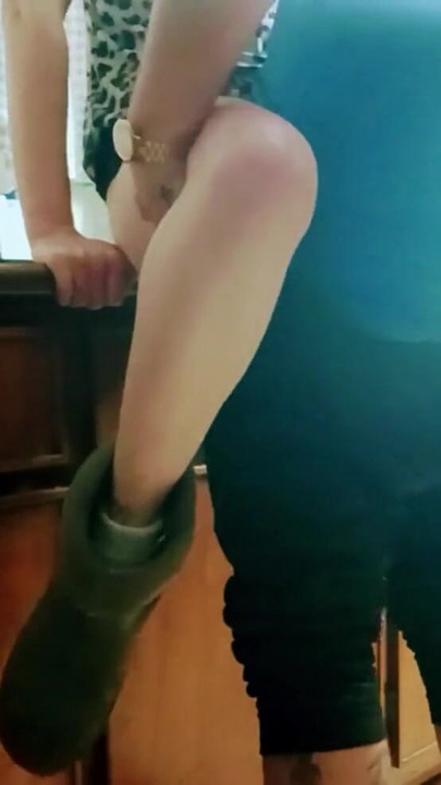 he fucked me in the kitchen while his friends watches | Clip 1