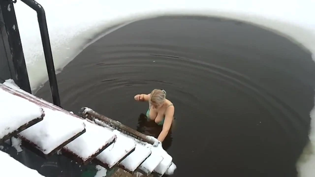 swiming with mother