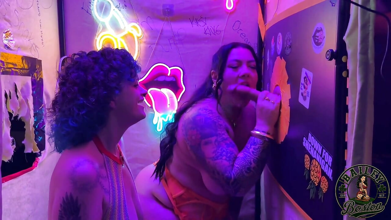 Bailey Boston și Kennedy Starling Share Bwc la gloryhole