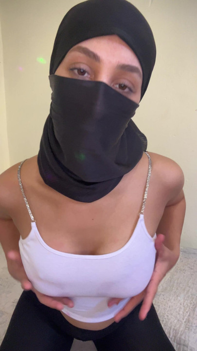 Exotic Hijab Arab Cutie Plays With Her Perky Tits In A Naughty Muslim Solo Tease You Can’t Resist