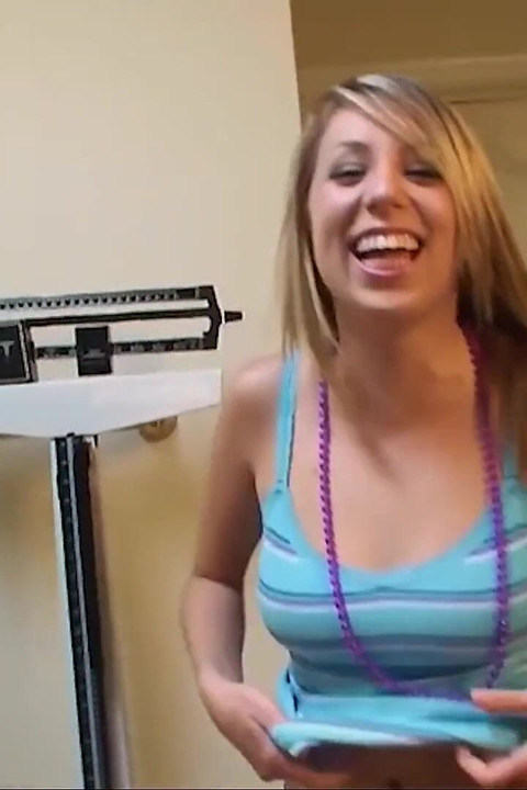 Sexy Nude Weigh-in