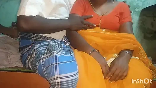 Индийская жена наслаждается сексом с хозяйкой дома