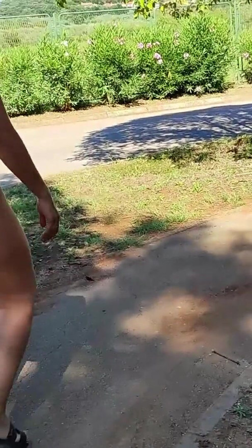 Pussy Flash - My exhibitionist wife walks naked in the streets of Spain where many people pass - Caught!!! | Clip 1