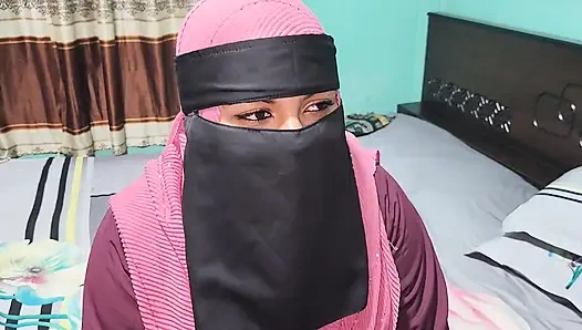 Я купила дополнительные услуги у частного учителя. часть 01