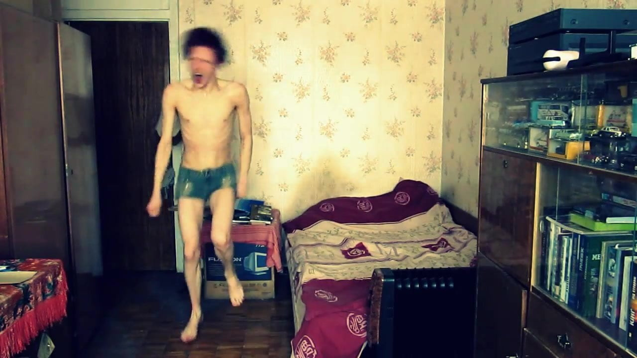 TWINK IS ALWAYS HUNGRY FOR RAW COCK