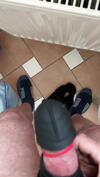 New masturbator very horny 1