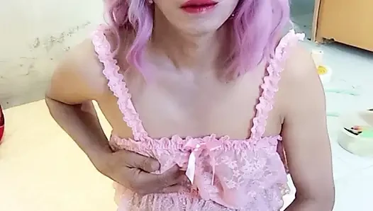 Oanh Le transgender wearing sexy porn clothes playing with artificial cans is happy to the top