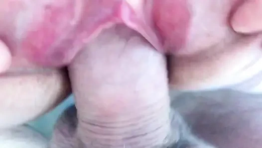 Соблазнение мамы моего лучшего друга. Женский оргазм после мужского оргазма. Использование спермы в качестве смазки.