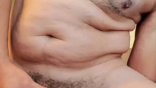 Oyuncaklarımın yardımı ve bir hoover ile gelmeyi seviyorum!