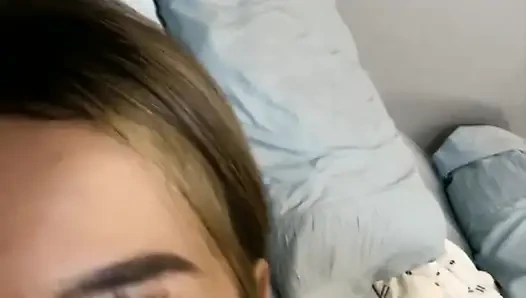 Azgın hintli model foto seansında fotoğrafçı tarafından sikiliyor