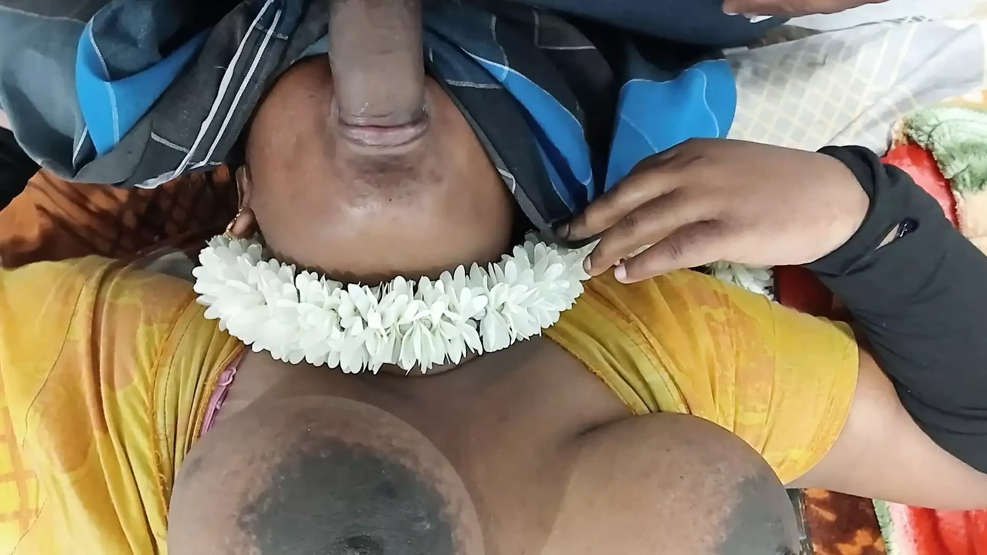 Tamil wife deep mouth fucking for her husband cock