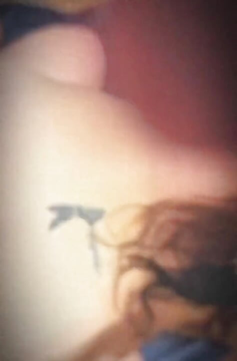 뒤에서 나를 때리는 약혼자