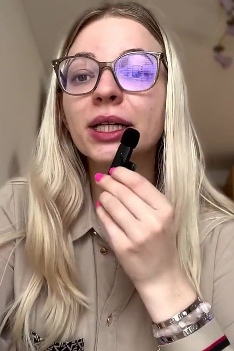 Olenko minä rappeutuneita miehiä? Femdom