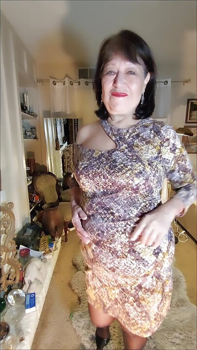 Its Naughty Time with My Glass Dildo