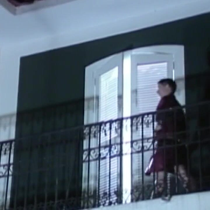 Hunky Men Enjoy Intense Bareback Staircase Sex