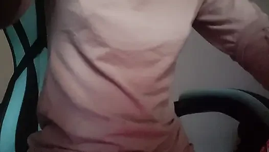 Winzige titten asmr