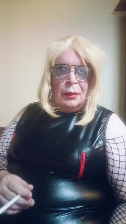 Ćao i dobrodošli na moj novi kanal...  Celoviti videi počinju 1. oktobra