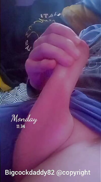 Dirty talk daddy's cumming hard for you