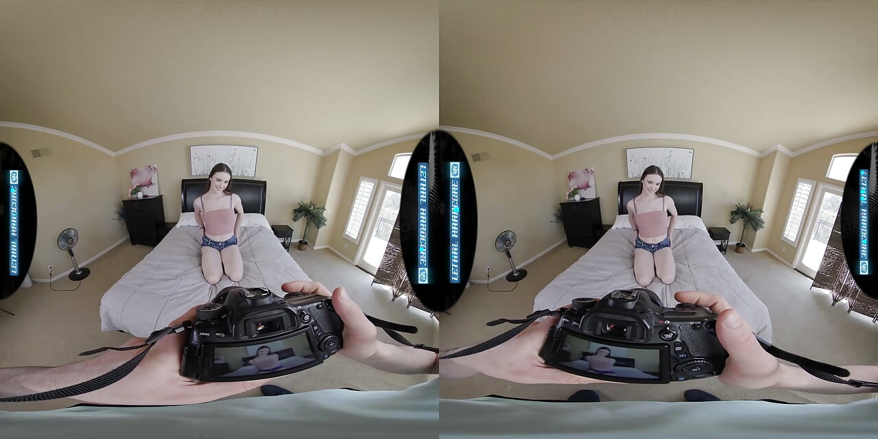 LETHAL HARDCORE VR - 大学新人HAZEL MOORE操你成为明星