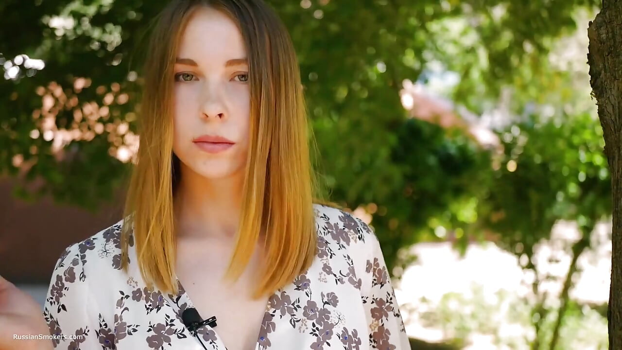 Evgeniya Is Smoking Strong 120mm Cigarette