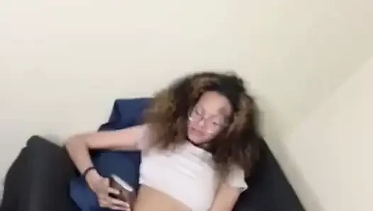 Cutie Going Live