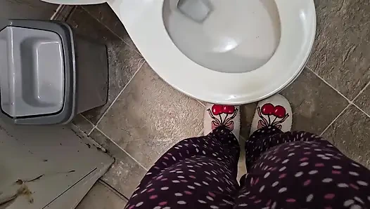 POV Juicy Pee Pussy