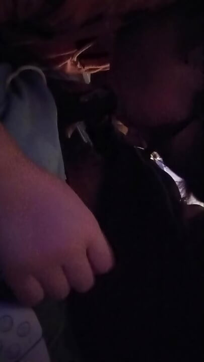 Моя жена делает мне минет