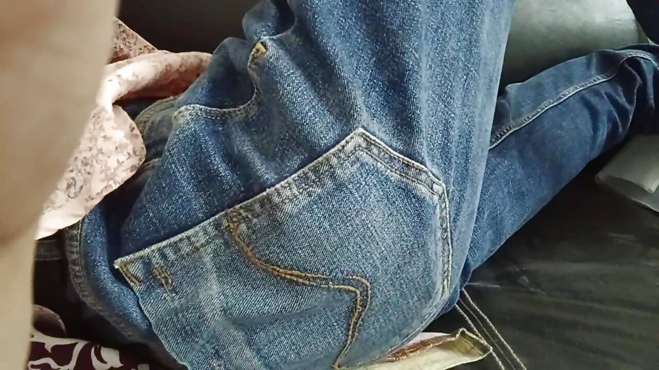 Desi shemale cumshot part -2