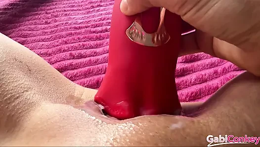 BEST 4K VIDEO OF PULSATING AND INTENSE ORGASM MOANING LOUDLY