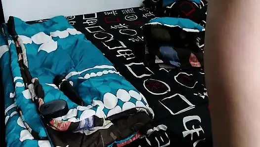 Another day masturbating in front of the camera to shoot big squirts