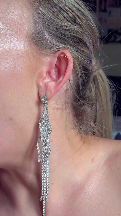 Tudo o que eu quero seu pau grande no fundo da minha garganta