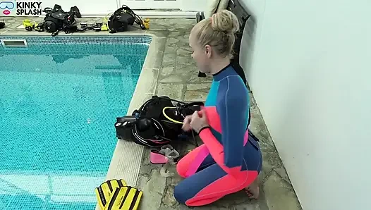 Rayuan ngentot memek instruktur scuba diver - pov